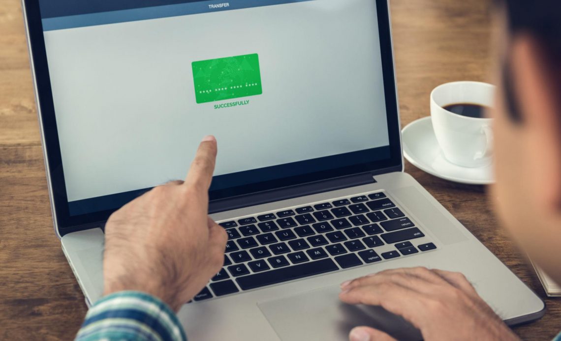 Вивід грошей з Interactive Brokers міжнародний переказ коштів